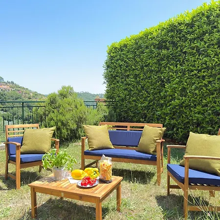 Garden & Seaview - Relax For Bikers And Families Bardino Vecchio