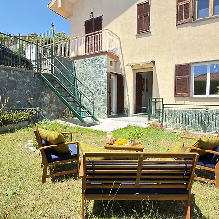 Garden & Seaview - Relax For Bikers And Families Апартаменты *